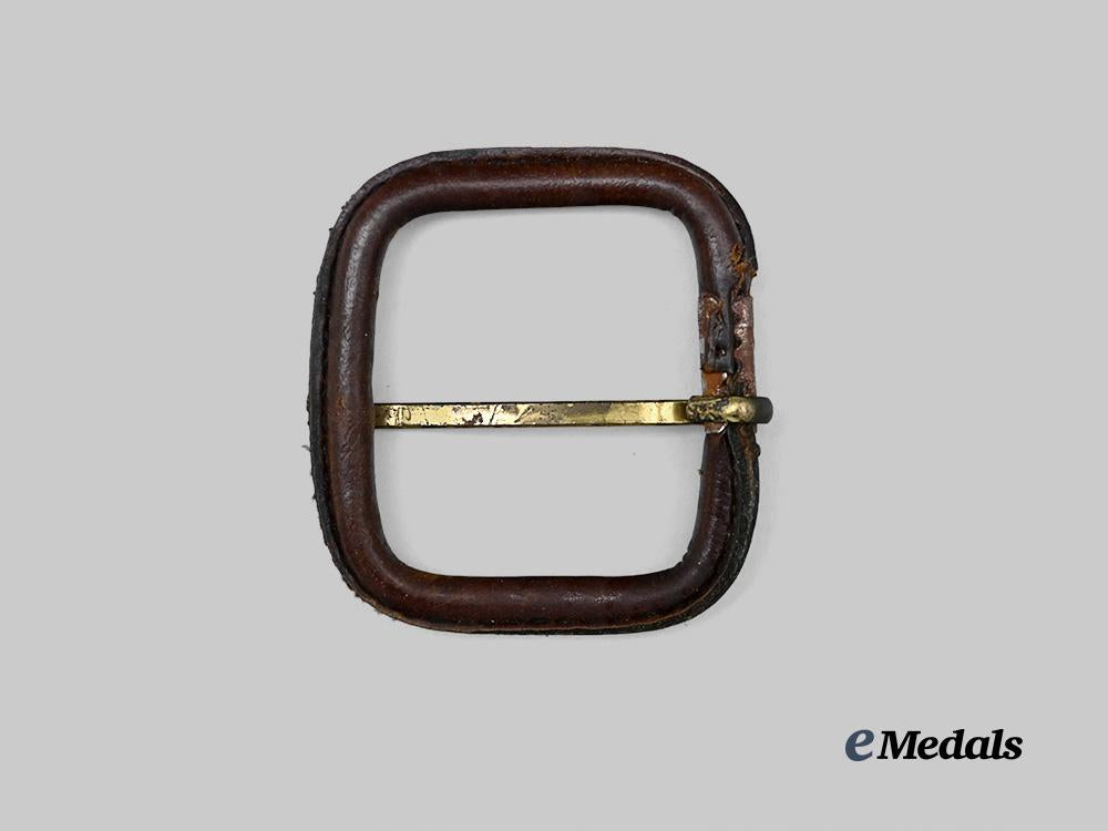 an_unidentified_second_war_period_german_single_claw_open_leather_buckle_e_medals__g20464_4