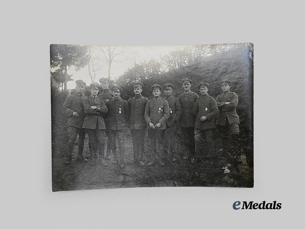 three_first_war_german_imperial_airmen_photographs_e_medals__g21149_5