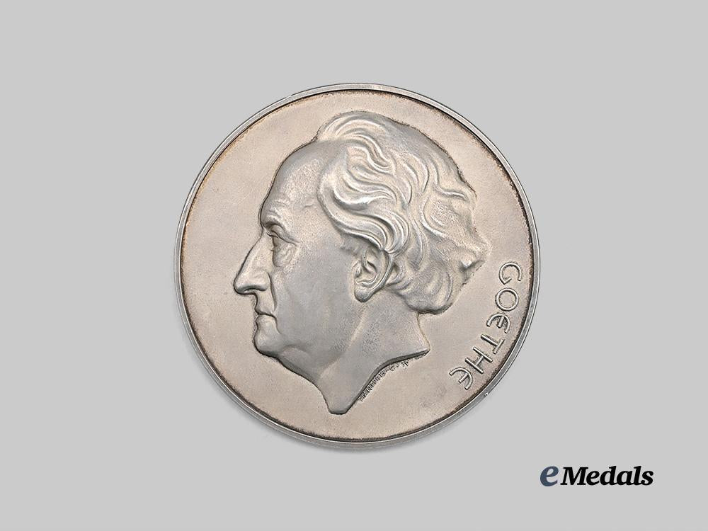 germany._a_goethe_medal_for_art_and_science_in_silver_e_medals__g34096_2