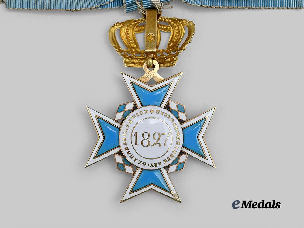bavaria,_kingdom._a_theresia_order_in_gold,_with_brilliants,_by_eduard_quellhorst,_c.1880_e_medals__g41422_5