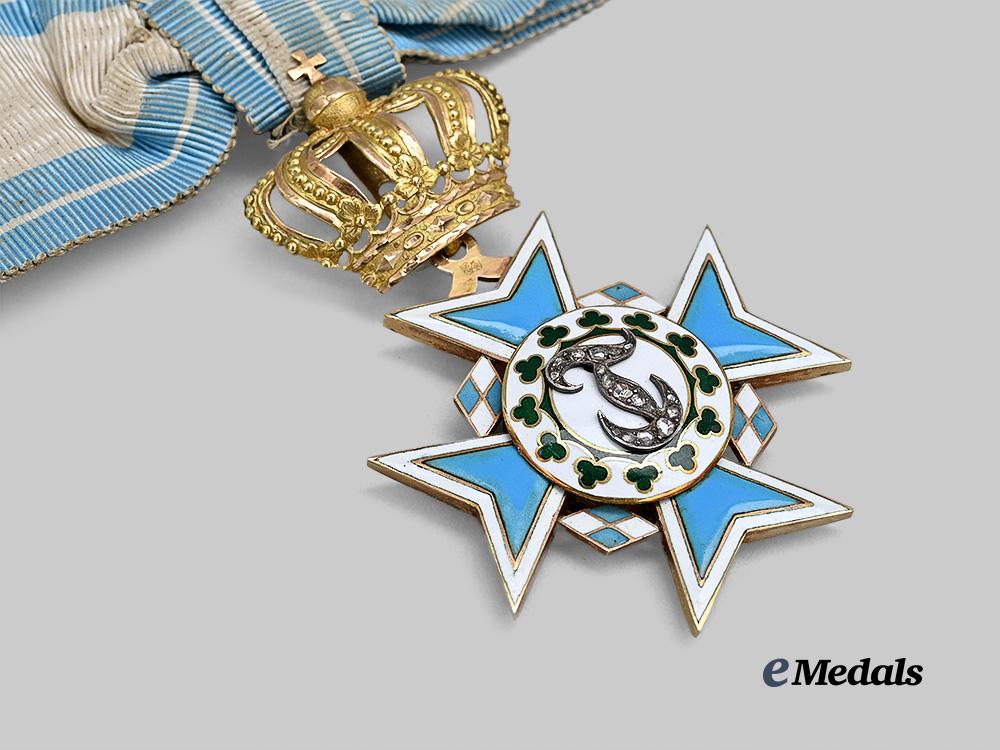 bavaria,_kingdom._a_theresia_order_in_gold,_with_brilliants,_by_eduard_quellhorst,_c.1880_e_medals__g41422_7