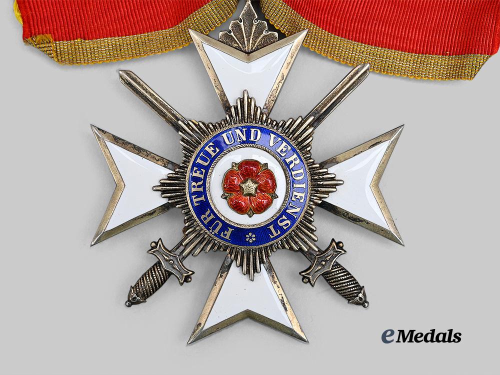lippe,_principality._a_princely_house_order,_i_i_class_cross_with_swords_e_medals__g46103_3
