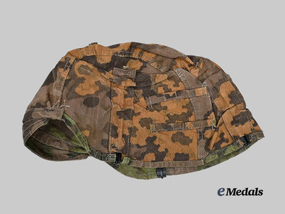 germany,_s_s._a_waffen-_s_s_b-_pattern_oak_leaf_camouflage_helmet_cover_e_medals__g48887_5
