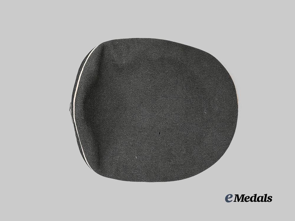 germany,_ss._a_waffen-_ss_em/_nco’s_visor_cap,_owner-_attributed_example_e_medals__g52485_8