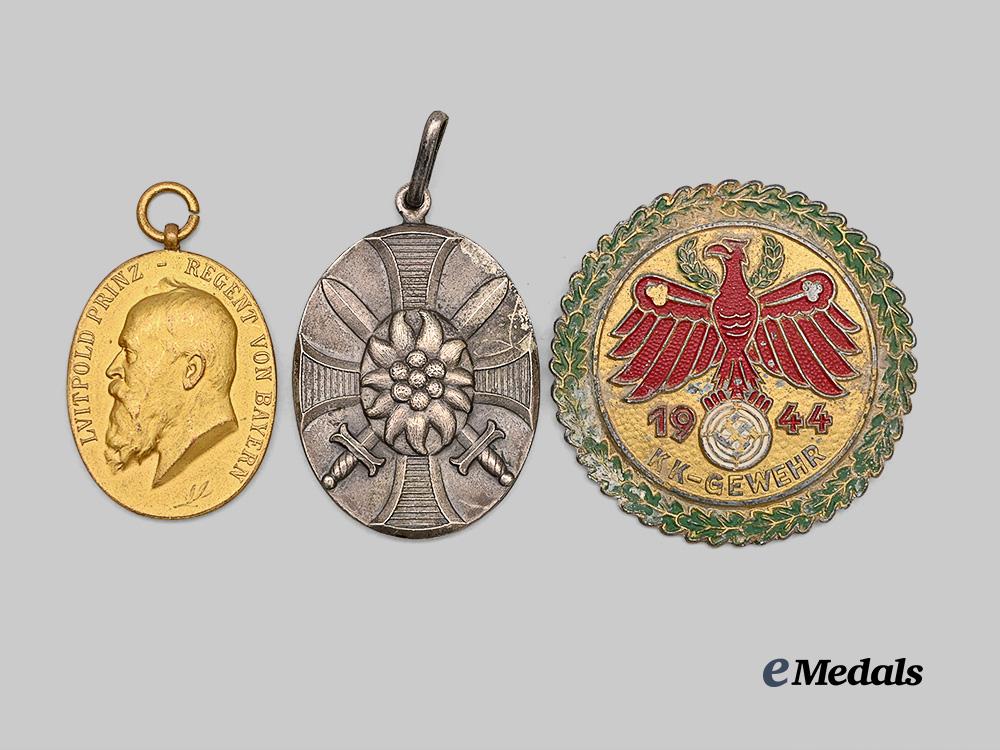 germany._a_mixed_lot_of_decorations_e_medals__g53058_2