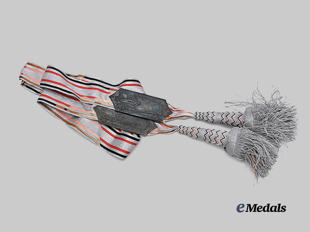 germany,_wehrmacht._a_general_standard_flag_banderole_e_medals__g59231_2