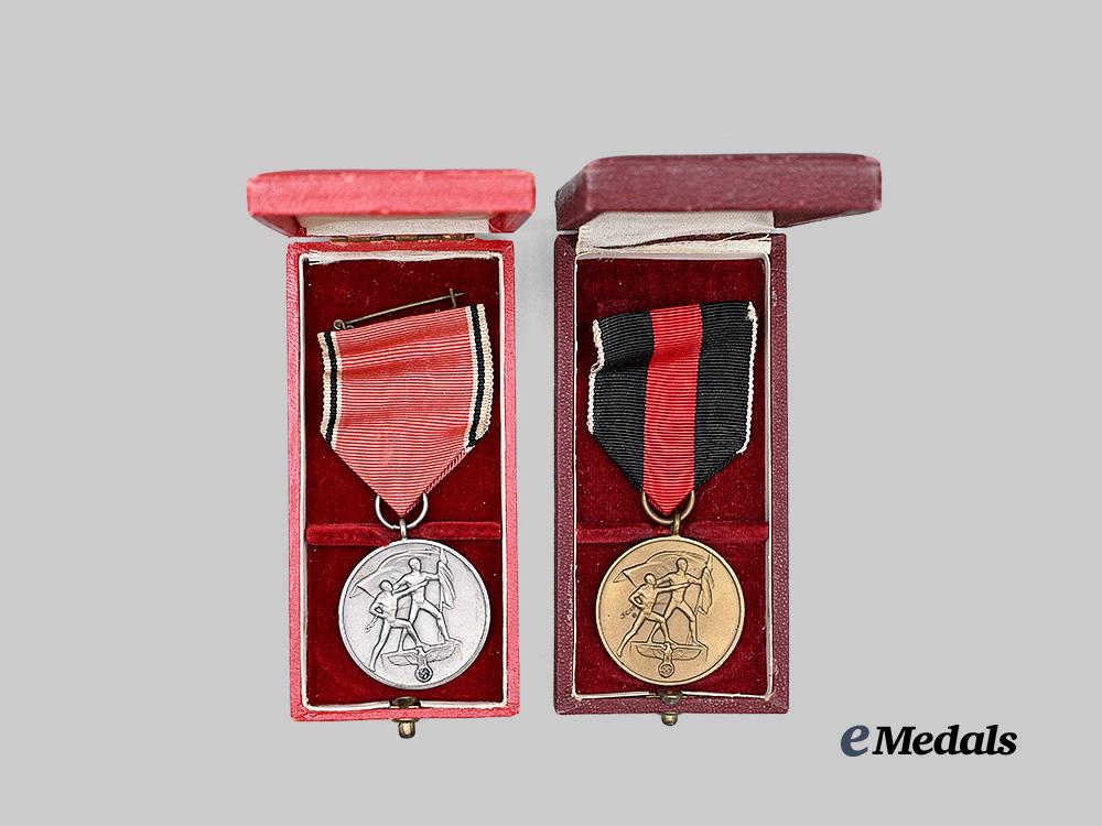 germany,_third_reich._a_pair_of_occupation_medals,_with_cases_e_medals__g60027_3