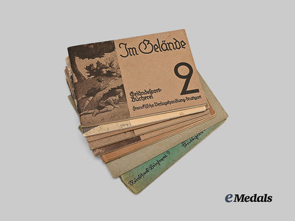 germany,_h_j._a_lot_of_sports_and_field_exercise_booklets_e_medals__g60476_2