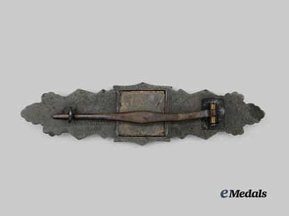 germany,_wehrmacht._a_close_combat_clasp,_bronze_grade,_third_pattern_by_friedirch_linden_e_medals__g60703_3