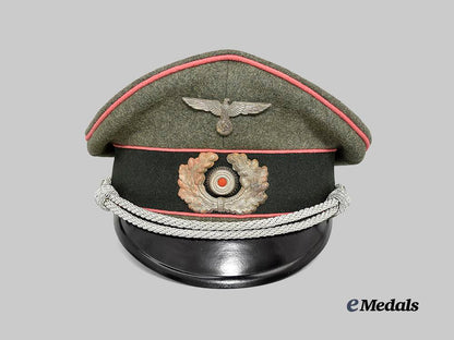 germany,_heer._an_armoured_troops_officer’s_visor_cap_e_medals__g60839_2