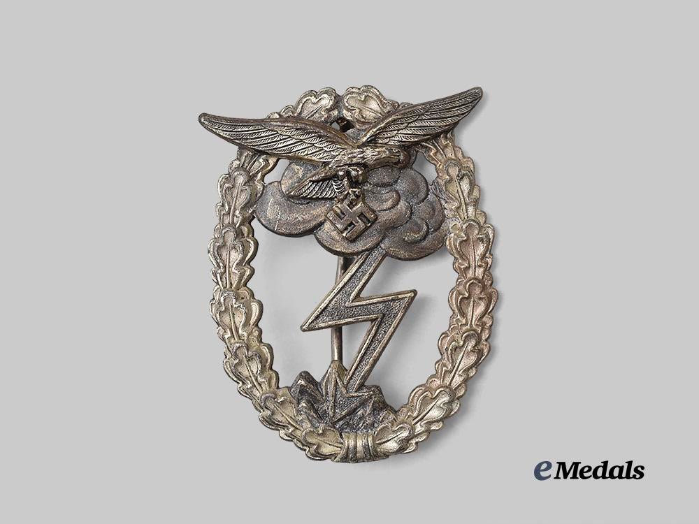 germany,_luftwaffe._a_ground_assault_badge,_with_issue_package,_by_g._h._osang_e_medals__g60911_4