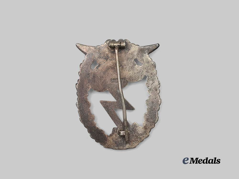 germany,_luftwaffe._a_ground_assault_badge,_with_issue_package,_by_g._h._osang_e_medals__g60911_5