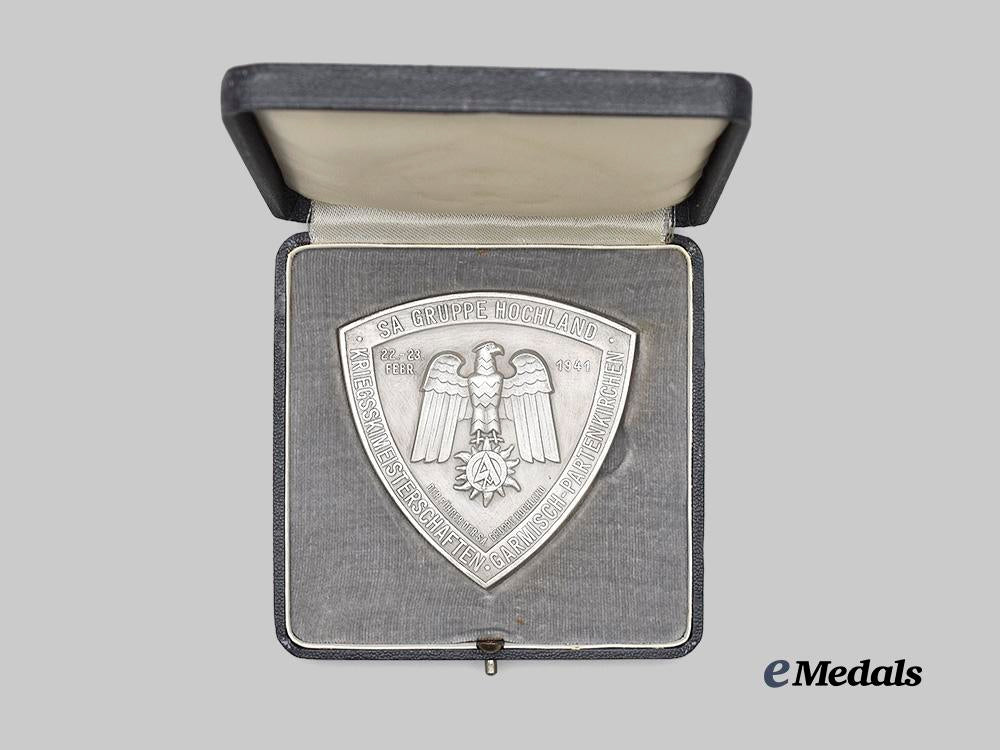 germany,_s_a._a1941_s_a-_gruppe_hochland_sports_games_merit_plaque,_with_case_e_medals__g60915_3