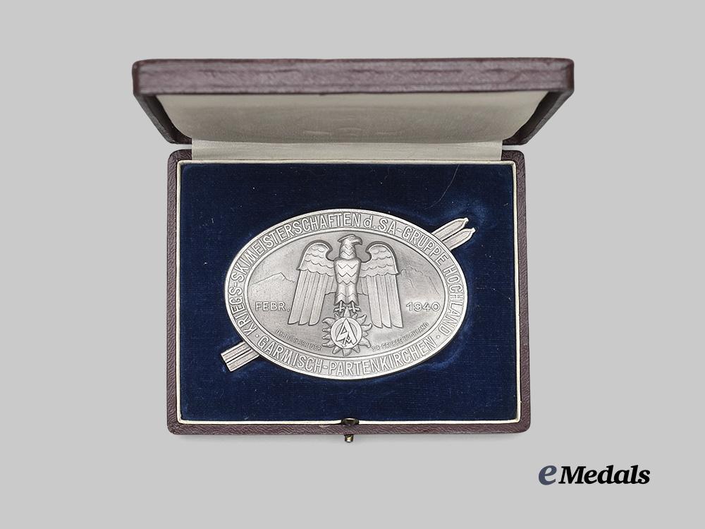 germany,_s_a._a1940_s_a-_gruppe_hochland_ski_competition_merit_plaque,_with_case,_by_carl_poellath_e_medals__g60920_3