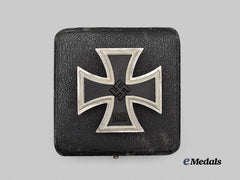 Germany, Wehrmacht. A 1939 Iron Cross I Class, with Case, by Gebrüder Godet