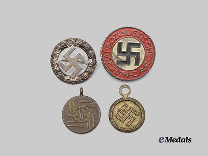 germany,_third_reich._a_mixed_lot_of_badges_and_miniatures_e_medals__g60923_2