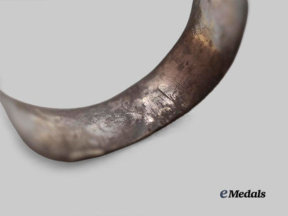 germany,_wehrmacht._a_totenkopf_ring_in_silver,_with_case_e_medals__g60925_10