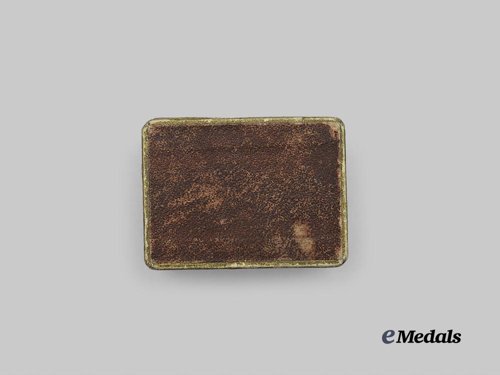 germany,_wehrmacht._a_totenkopf_ring_in_silver,_with_case_e_medals__g60925_2