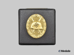 Germany, Wehrmacht. A Gold Grade Wound Badge, with Case, by the Vienna Mint