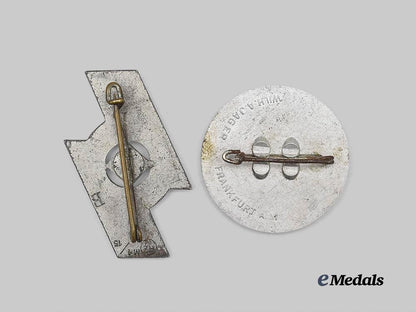 germany,_h_j._a_pair_of_badges_e_medals__g60932_3