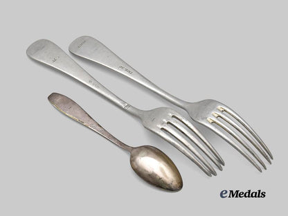 germany,_luftwaffe._a_lot_of_mess_hall_cutlery_e_medals__g60944_3