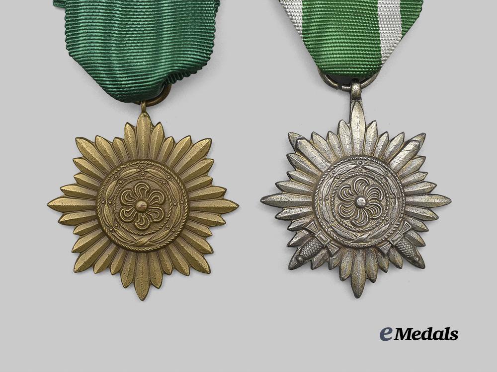 germany,_wehrmacht._a_pair_of_eastern_peoples_decorations,_i_i_class,_for_merit_and_bravery_e_medals__g60956_3