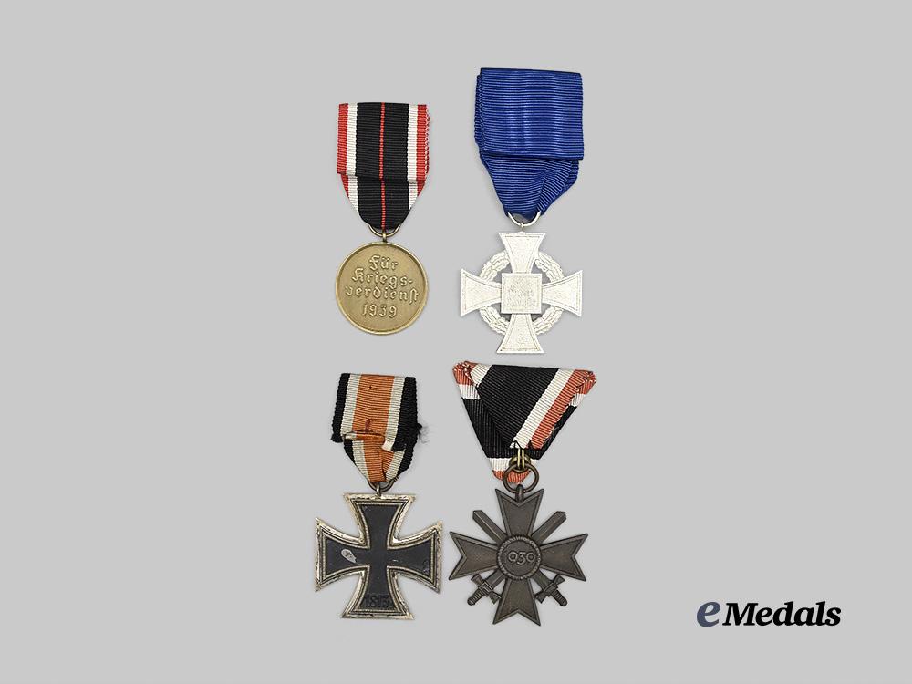 germany,_third_reich._a_mixed_lot_of_awards_e_medals__g60958_5