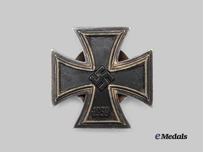 germany,_wehrmacht._a1939_iron_cross_i_class,_screwback_version_with_case,_by_rudolf_souval_e_medals__g60960_6