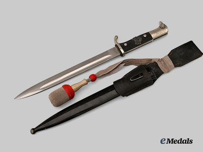 germany,_heer._a_panzer_troops_dress_bayonet,_by_ernst_pack&_söhne_e_medals__g60963_2