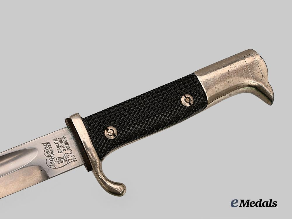 germany,_heer._a_panzer_troops_dress_bayonet,_by_ernst_pack&_söhne_e_medals__g60963_5