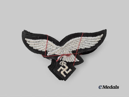 germany,_luftwaffe._a_lot_of_mint_and_unissued1st_fallschirm-_panzer_division_hermann_göring_uniform_eagles_e_medals__g60967_4