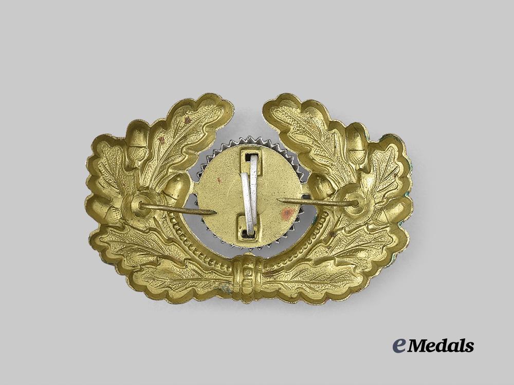 germany,_wehrmacht._a_general’s_visor_cap_cockade_e_medals__g60991_3