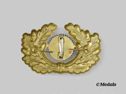 germany,_wehrmacht._a_general’s_visor_cap_cockade_e_medals__g60991_3