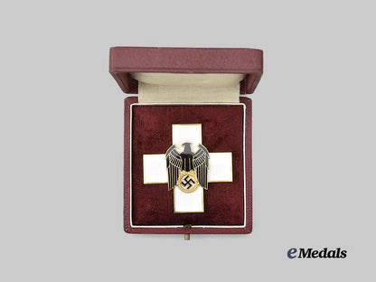 germany,_federal_republic._a_german_social_welfare_decoration,_i_i_class_cross_with_case,_exhibition_example_by_souval_c.1970_e_medals__g60992_3