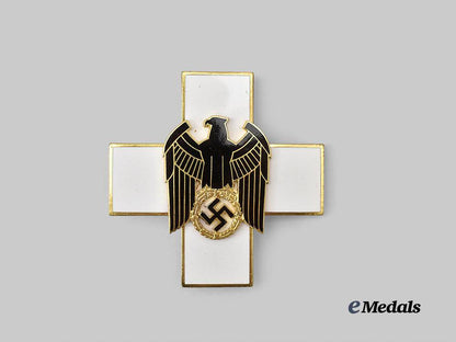 germany,_federal_republic._a_german_social_welfare_decoration,_i_i_class_cross_with_case,_exhibition_example_by_souval_c.1970_e_medals__g60992_5