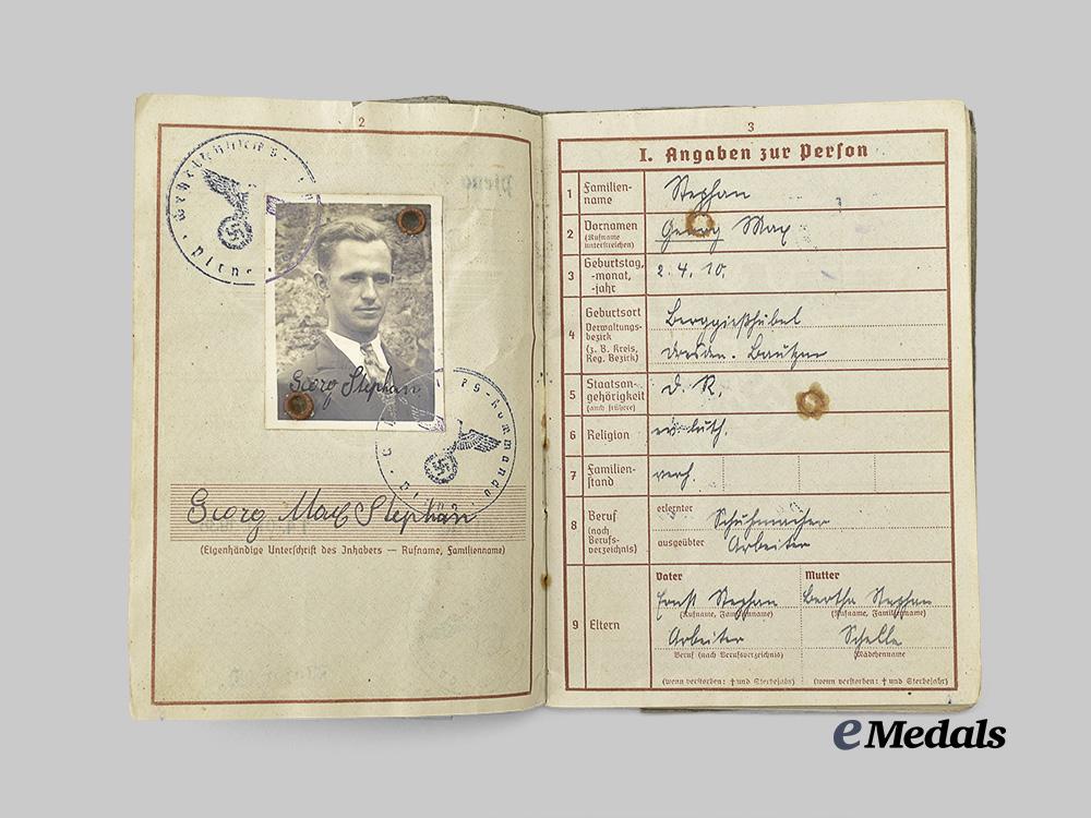 germany,_heer._a_wehrpaß_to_georg_stephan,_yugoslavia,_eastern_front,_and_battle_of_berlin_e_medals__g61000_3