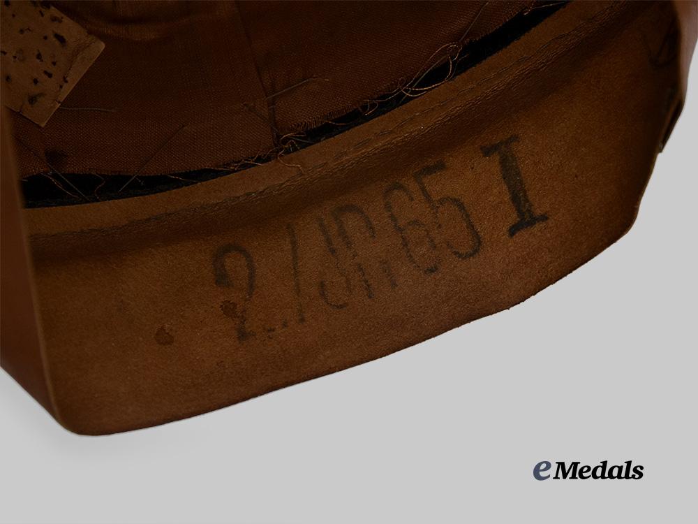 germany,_heer._an_infantry_e_m/_n_c_o’s_visor_cap,_unit-_attributed_example_e_medals__g61002_12