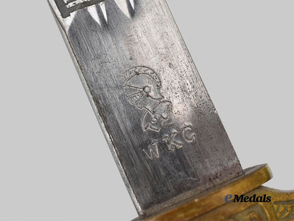 germany,_kriegsmarine._an_officer’s_dress_dagger,_by_weyersberg,_kirschbaum&_cie_e_medals__g61005_10