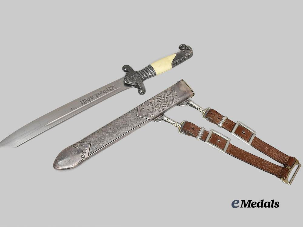 germany,_r_a_d._a_model1937_leader’s_hewer,_with_hanger,_by_e.&_f._hörster_e_medals__g61009_3