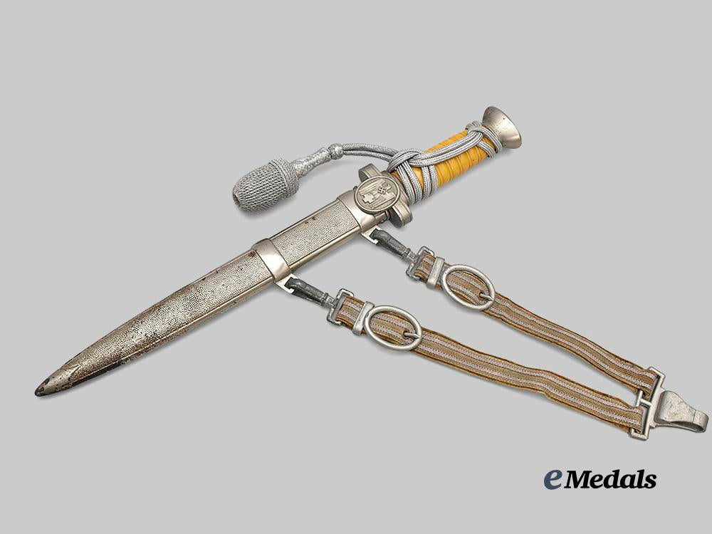 germany,_d_r_k._a_red_cross_leader’s_dagger,_with_hanger_e_medals__g61014_2
