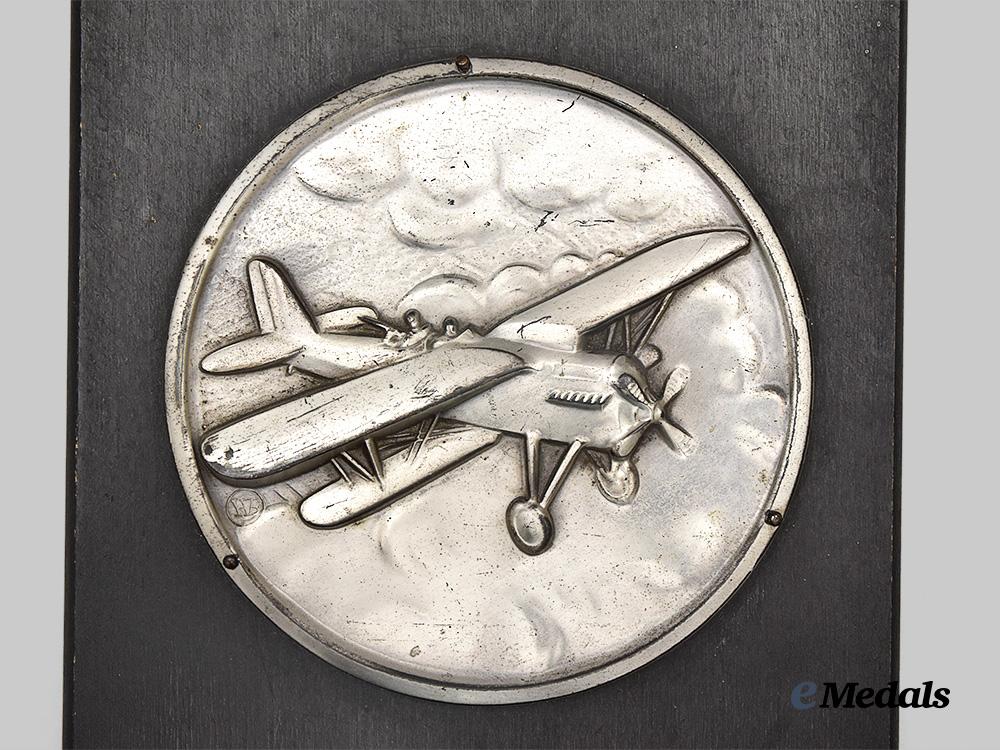 germany,_luftwaffe._a_kampfgeschwader153_commemorative_plaque_e_medals__g61018_3