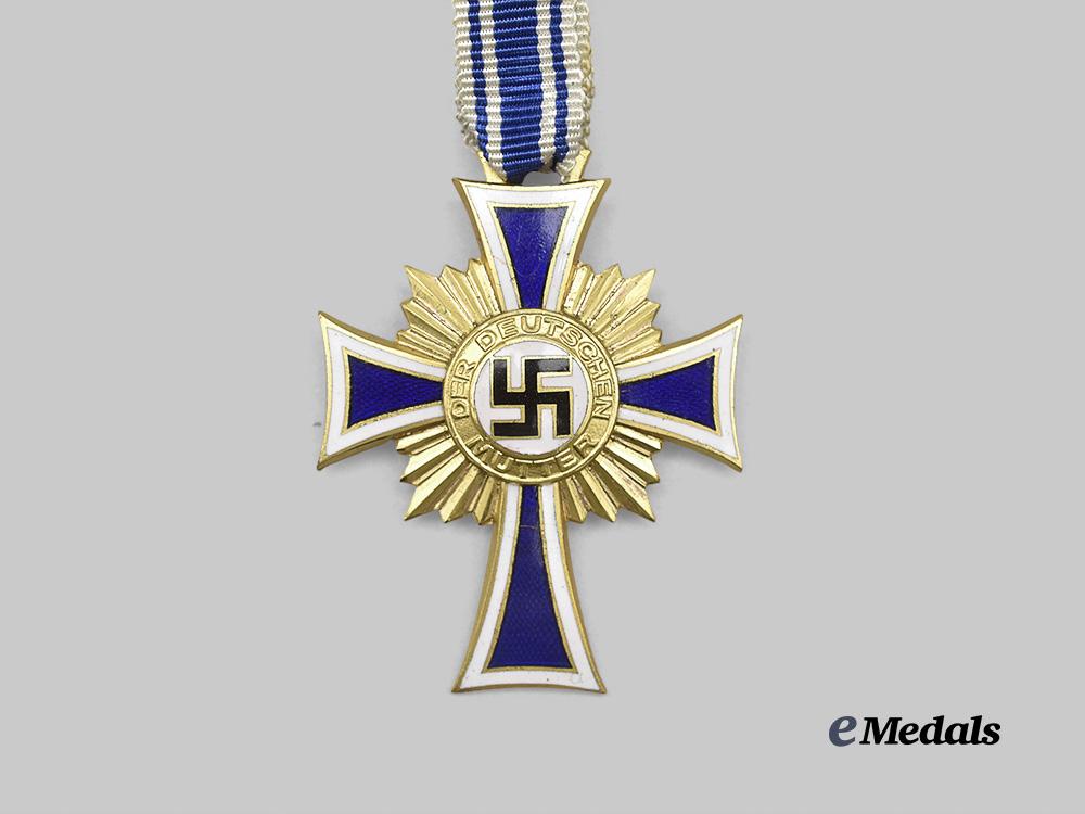 germany,_third_reich._an_honour_cross_of_the_german_mother,_gold_grade_with_case,_by_b._h._mayer_e_medals__g61020_7