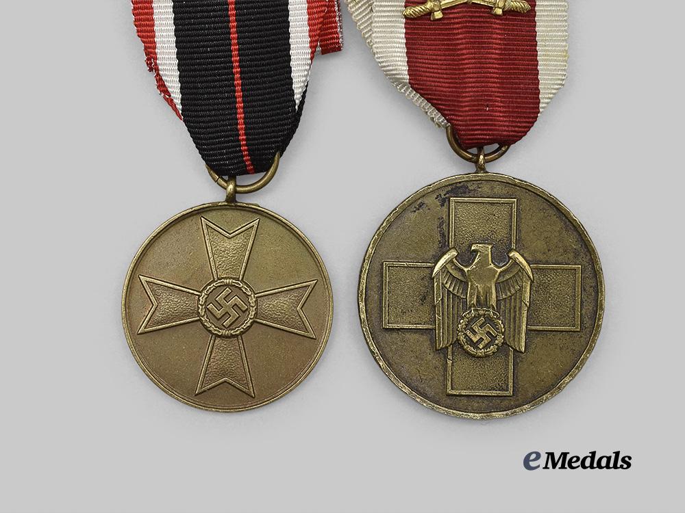germany,_third_reich._a_mixed_lot_of_awards_for_military_and_civil_service_e_medals__g61022_4