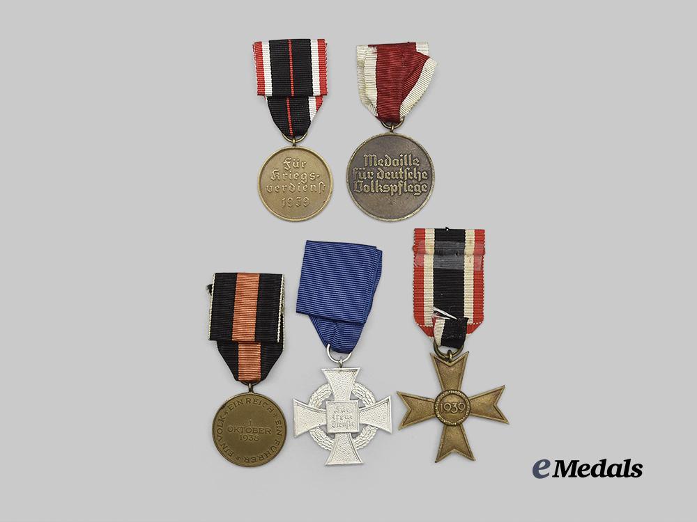 germany,_third_reich._a_mixed_lot_of_awards_for_military_and_civil_service_e_medals__g61022_5