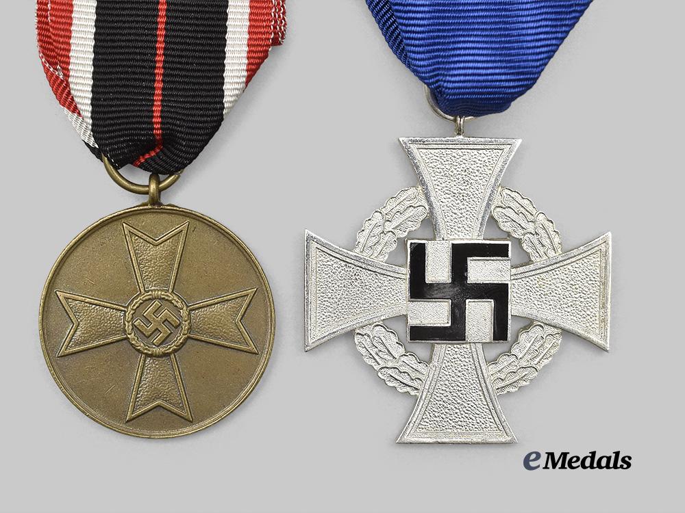 germany,_third_reich._a_mixed_lot_of_awards_for_military_and_civil_service_e_medals__g61033_3