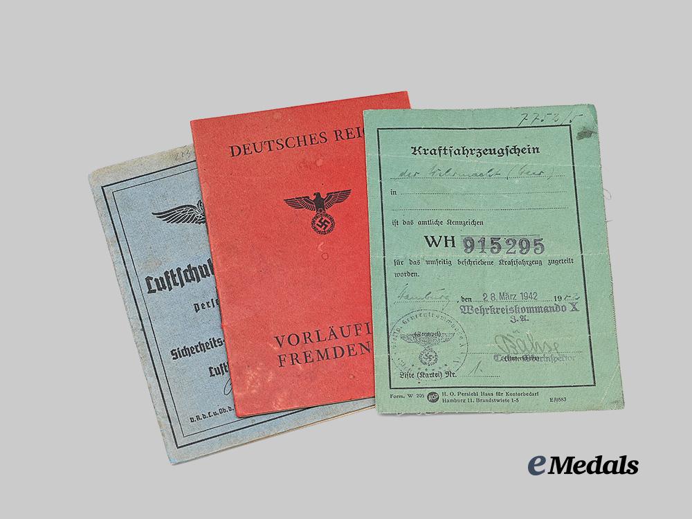 germany,_third_reich._a_mixed_lot_of_identity_and_service_documents_e_medals__g61041_2