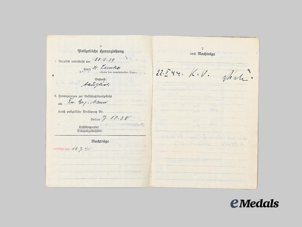 germany,_third_reich._a_mixed_lot_of_identity_and_service_documents_e_medals__g61041_6