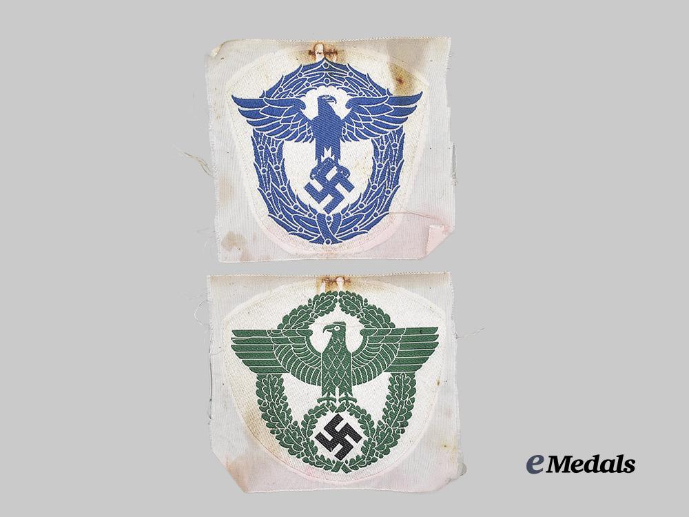 germany,_ordnungspolizei._a_pair_of_sports_shirt_emblems_e_medals__g61047_2