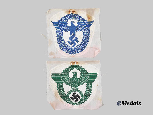 germany,_ordnungspolizei._a_pair_of_sports_shirt_emblems_e_medals__g61047_2