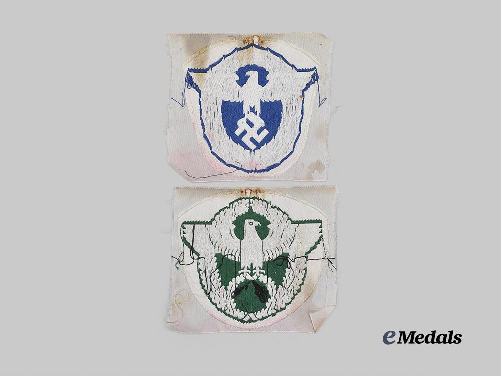 germany,_ordnungspolizei._a_pair_of_sports_shirt_emblems_e_medals__g61047_3